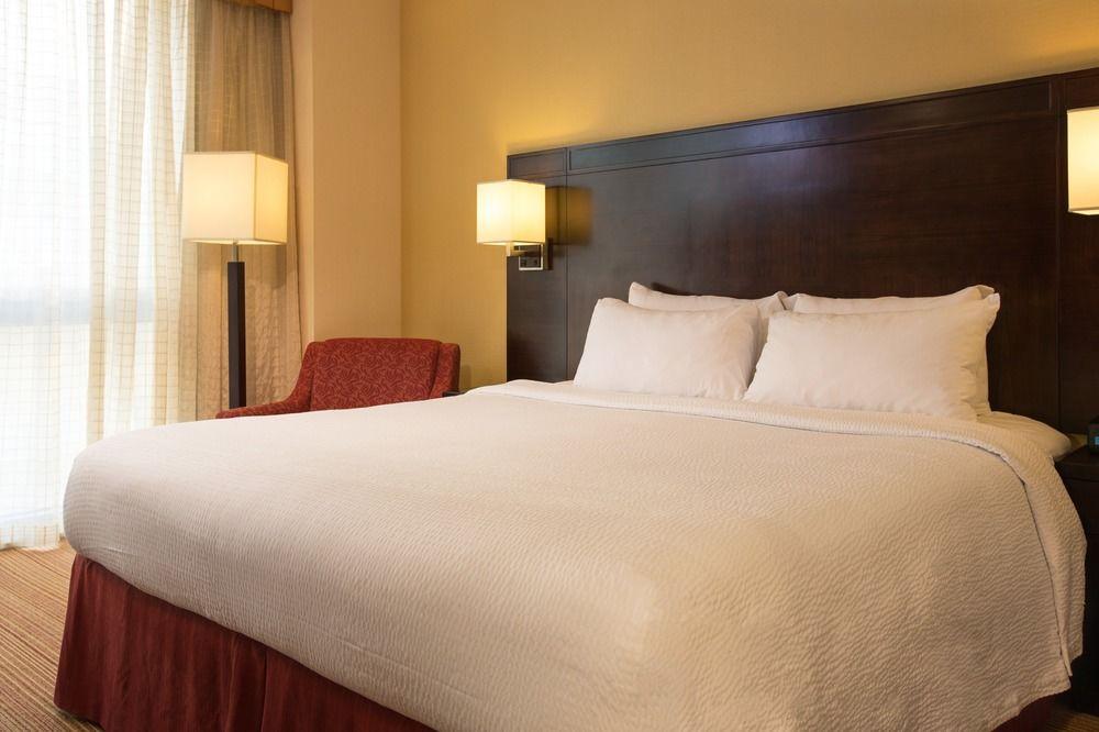 Courtyard By Marriott New York Manhattan / Soho Exterior foto