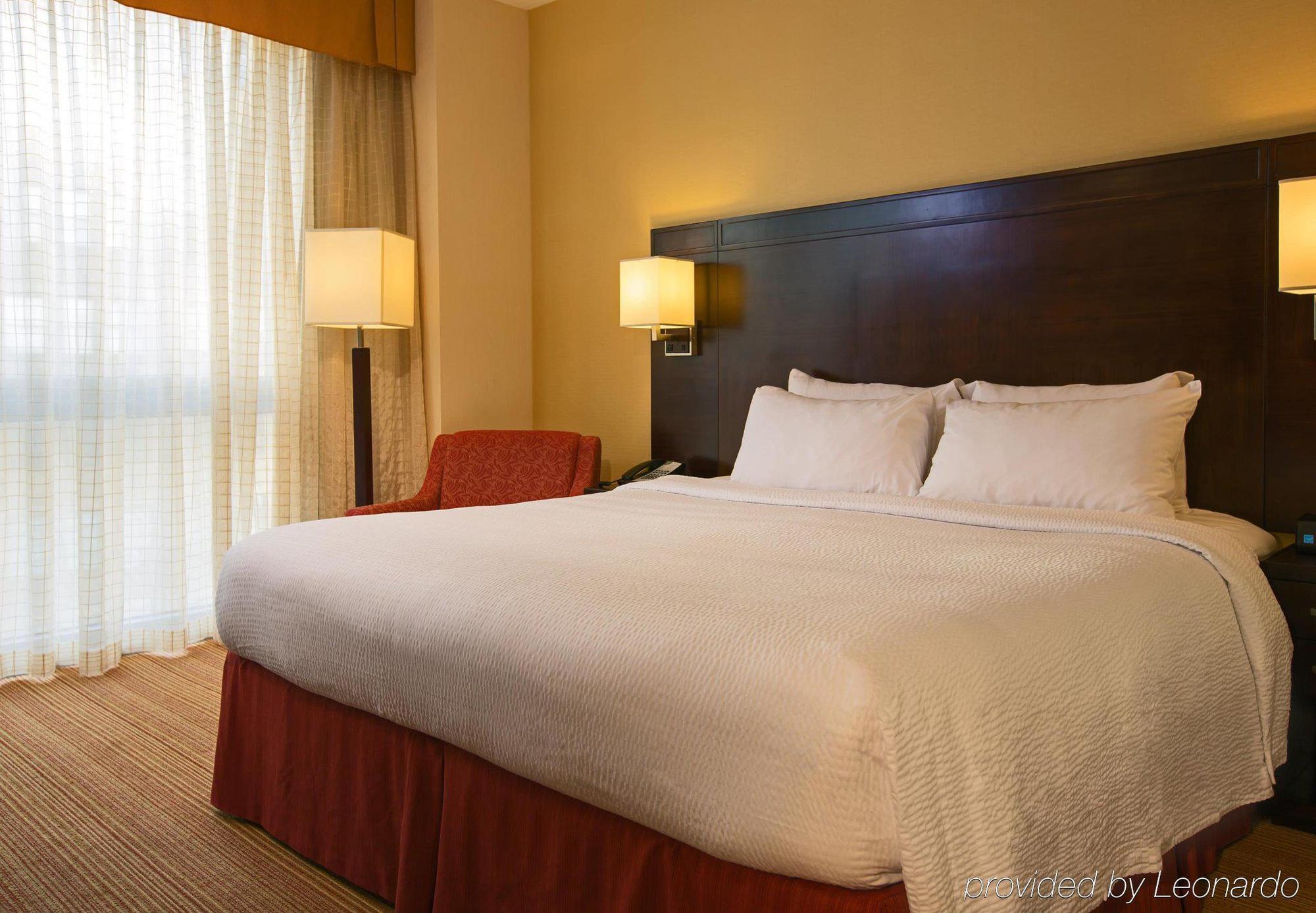 Courtyard By Marriott New York Manhattan / Soho Exterior foto