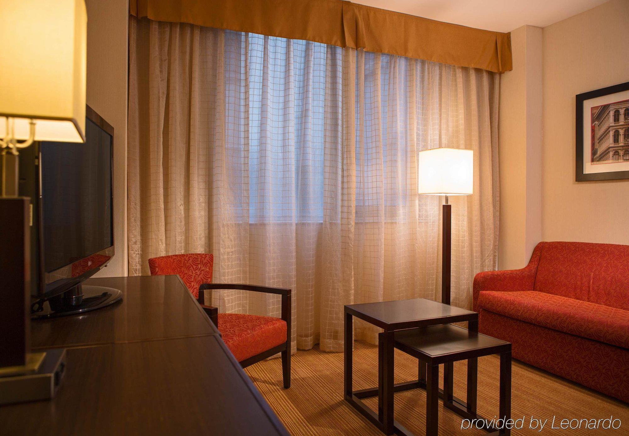 Courtyard By Marriott New York Manhattan / Soho Exterior foto